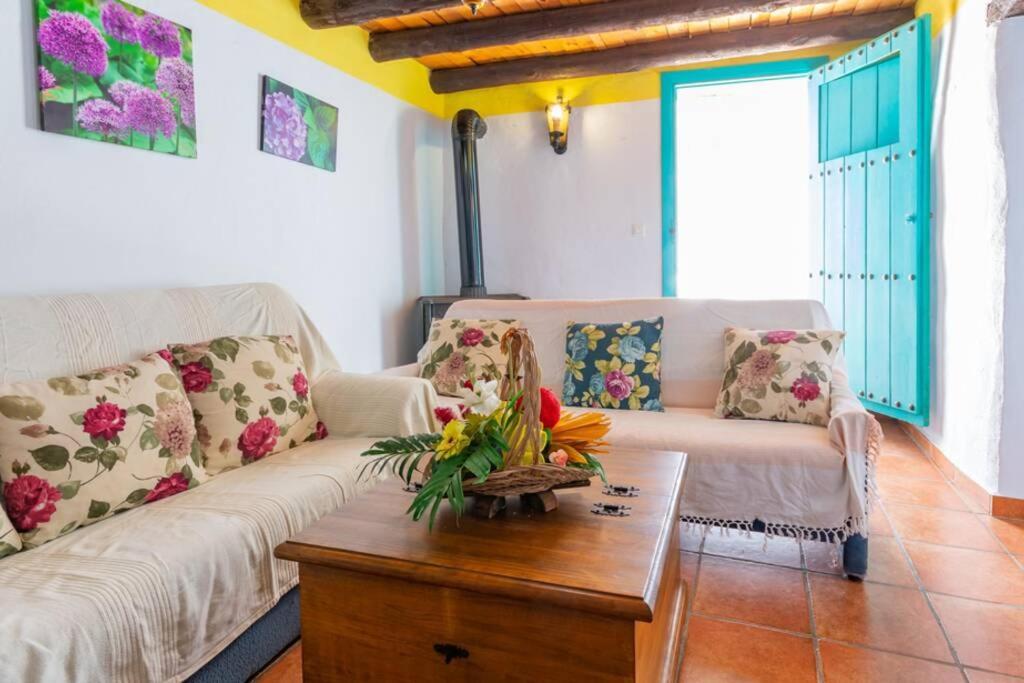 Casa Rosa, Con Encanto Y Piscina Climatizada Frigiliana Eksteriør billede
