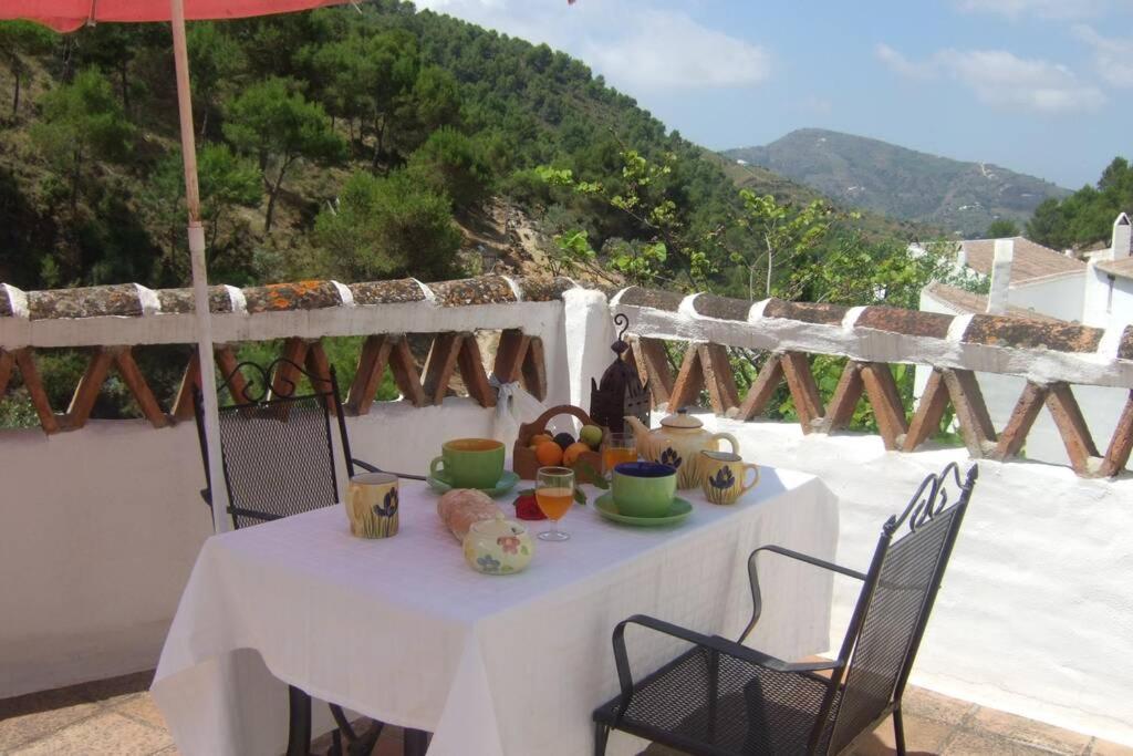 Casa Rosa, Con Encanto Y Piscina Climatizada Frigiliana Eksteriør billede